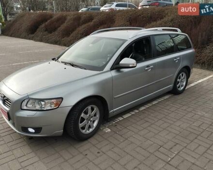 Вольво В50, объемом двигателя 1.6 л и пробегом 170 тыс. км за 8200 $, фото 5 на Automoto.ua