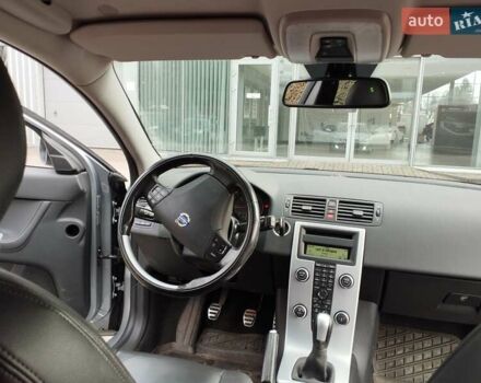 Вольво В50, объемом двигателя 1.6 л и пробегом 170 тыс. км за 8200 $, фото 16 на Automoto.ua