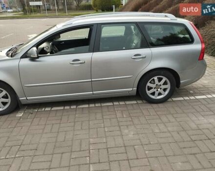 Вольво В50, объемом двигателя 1.6 л и пробегом 170 тыс. км за 8200 $, фото 7 на Automoto.ua