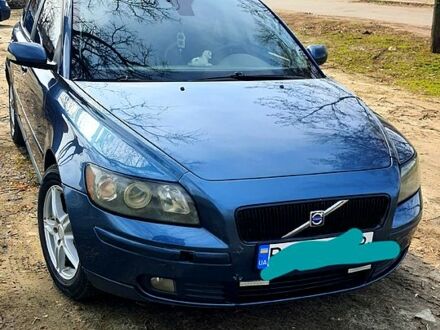 Вольво V50 2005 у Полтаві на Automoto.ua Вольво V50, об'ємом двигуна 2 л та пробігом 252 тис. км за 5200 $, фото 1 на Automoto.ua