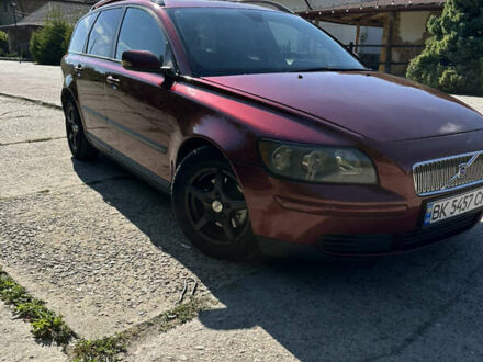 Вольво V50, об'ємом двигуна 1.6 л та пробігом 362 тис. км за 4150 $, фото 1 на Automoto.ua