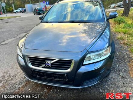Вольво В50, объемом двигателя 1.8 л и пробегом 214 тыс. км за 6900 $, фото 1 на Automoto.ua