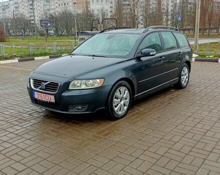 Вольво В50, объемом двигателя 2 л и пробегом 320 тыс. км за 3600 $, фото 1 на Automoto.ua