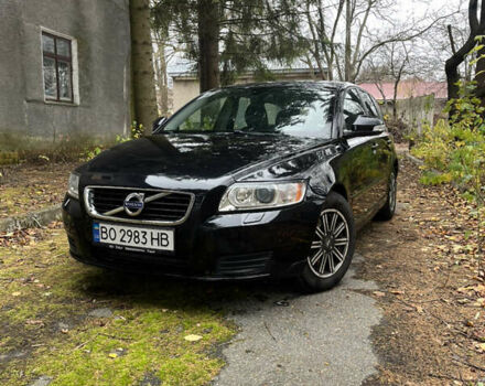 Вольво В50, объемом двигателя 1.6 л и пробегом 242 тыс. км за 7000 $, фото 1 на Automoto.ua