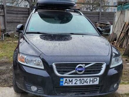 Вольво V50 2011 у Житомирі на Automoto.ua Вольво V50, об'ємом двигуна 1.6 л та пробігом 290 тис. км за 8400 $, фото 1 на Automoto.ua