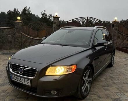 Вольво В50, объемом двигателя 1.6 л и пробегом 259 тыс. км за 7600 $, фото 1 на Automoto.ua