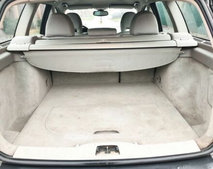 Серый Вольво В50, объемом двигателя 2 л и пробегом 370 тыс. км за 2800 $, фото 9 на Automoto.ua