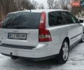 Сірий Вольво V50, об'ємом двигуна 2 л та пробігом 385 тис. км за 4650 $, фото 4 на Automoto.ua