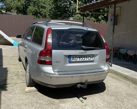 Серый Вольво В50, объемом двигателя 2 л и пробегом 400 тыс. км за 4200 $, фото 14 на Automoto.ua