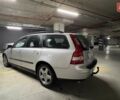 Серый Вольво В50, объемом двигателя 2.5 л и пробегом 360 тыс. км за 4200 $, фото 7 на Automoto.ua