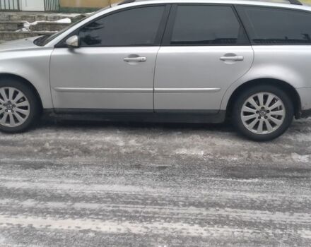 Серый Вольво В50, объемом двигателя 2 л и пробегом 370 тыс. км за 5200 $, фото 5 на Automoto.ua