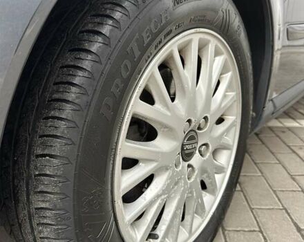 Сірий Вольво V50, об'ємом двигуна 2 л та пробігом 290 тис. км за 6400 $, фото 15 на Automoto.ua