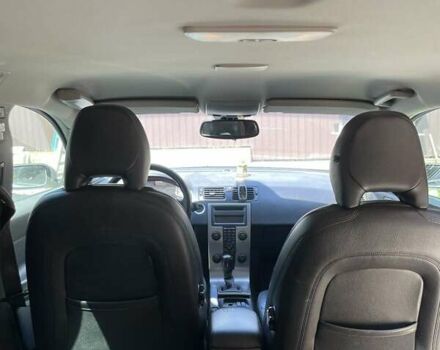 Серый Вольво В50, объемом двигателя 2 л и пробегом 400 тыс. км за 4200 $, фото 15 на Automoto.ua