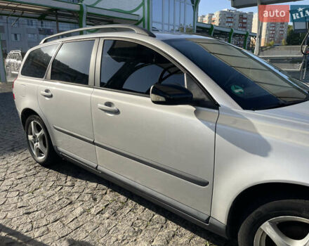 Вольво В50 2004 в Хмельницком на Automoto.ua Серый Вольво В50, объемом двигателя 1.8 л и пробегом 323 тыс. км за 6100 $, фото 6 на Automoto.ua