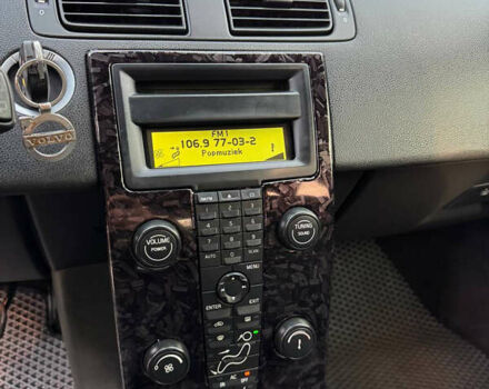 Сірий Вольво V50, об'ємом двигуна 2 л та пробігом 305 тис. км за 4900 $, фото 12 на Automoto.ua