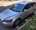 Серый Вольво В50, объемом двигателя 2 л и пробегом 430 тыс. км за 3700 $, фото 4 на Automoto.ua