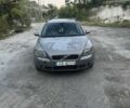 Сірий Вольво V50, об'ємом двигуна 2 л та пробігом 400 тис. км за 3001 $, фото 1 на Automoto.ua