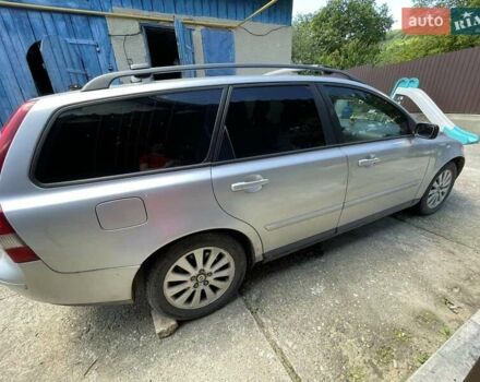 Серый Вольво В50, объемом двигателя 2 л и пробегом 400 тыс. км за 4200 $, фото 8 на Automoto.ua