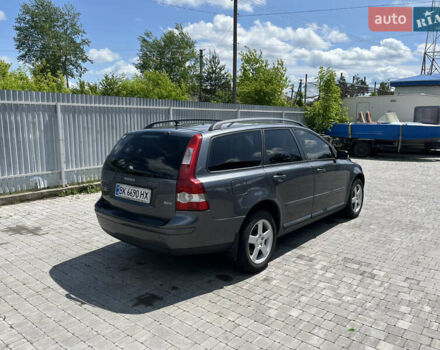 Серый Вольво В50, объемом двигателя 2 л и пробегом 340 тыс. км за 4500 $, фото 15 на Automoto.ua