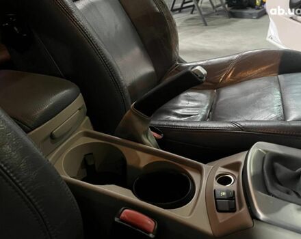 Серый Вольво В50, объемом двигателя 2.5 л и пробегом 312 тыс. км за 7490 $, фото 16 на Automoto.ua