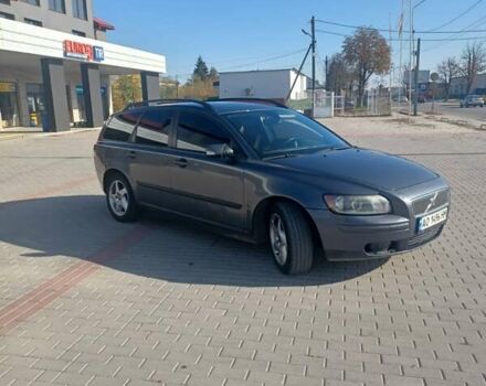 Вольво В50 2005 в Хусте на Automoto.ua Серый Вольво В50, объемом двигателя 2 л и пробегом 232 тыс. км за 5200 $, фото 7 на Automoto.ua