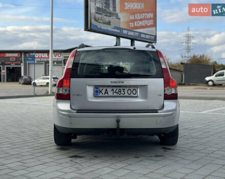 Вольво В50 2005 в Ивано-Франковске на Automoto.ua Серый Вольво В50, объемом двигателя 2.5 л и пробегом 382 тыс. км за 6750 $, фото 7 на Automoto.ua