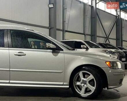 Серый Вольво В50, объемом двигателя 2.5 л и пробегом 312 тыс. км за 7490 $, фото 11 на Automoto.ua