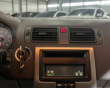 Серый Вольво В50, объемом двигателя 2.5 л и пробегом 312 тыс. км за 7490 $, фото 29 на Automoto.ua