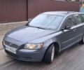 Сірий Вольво V50, об'ємом двигуна 2 л та пробігом 450 тис. км за 2800 $, фото 1 на Automoto.ua