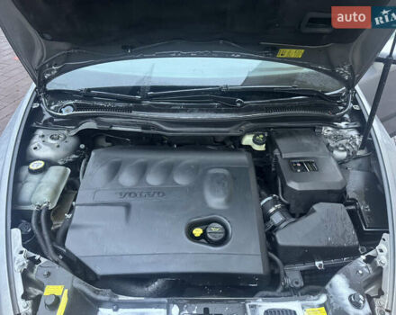 Серый Вольво В50, объемом двигателя 2 л и пробегом 281 тыс. км за 4650 $, фото 13 на Automoto.ua