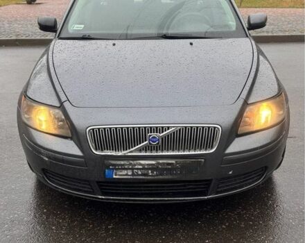 Сірий Вольво V50, об'ємом двигуна 0 л та пробігом 300 тис. км за 3021 $, фото 2 на Automoto.ua