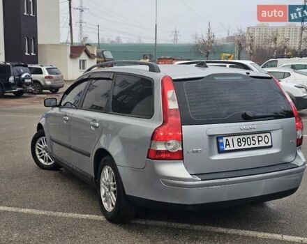 Серый Вольво В50, объемом двигателя 1.6 л и пробегом 290 тыс. км за 5900 $, фото 15 на Automoto.ua