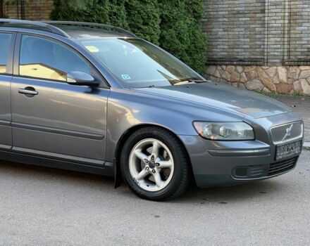 Сірий Вольво V50, об'ємом двигуна 2 л та пробігом 359 тис. км за 3534 $, фото 5 на Automoto.ua