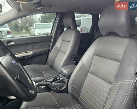 Серый Вольво В50, объемом двигателя 1.6 л и пробегом 290 тыс. км за 5900 $, фото 27 на Automoto.ua