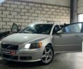 Серый Вольво В50, объемом двигателя 2.5 л и пробегом 312 тыс. км за 6800 $, фото 1 на Automoto.ua