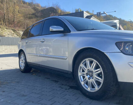 Сірий Вольво V50, об'ємом двигуна 2 л та пробігом 265 тис. км за 4850 $, фото 5 на Automoto.ua