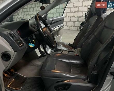 Серый Вольво В50, объемом двигателя 2.5 л и пробегом 312 тыс. км за 7490 $, фото 34 на Automoto.ua