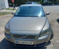 Сірий Вольво V50, об'ємом двигуна 2 л та пробігом 278 тис. км за 6000 $, фото 1 на Automoto.ua