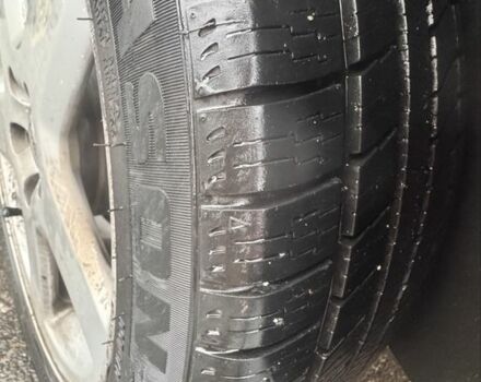 Сірий Вольво V50, об'ємом двигуна 0 л та пробігом 300 тис. км за 3021 $, фото 4 на Automoto.ua