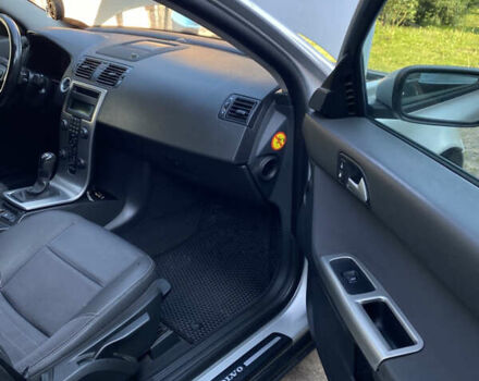 Сірий Вольво V50, об'ємом двигуна 2 л та пробігом 265 тис. км за 4850 $, фото 8 на Automoto.ua