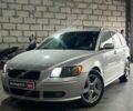 Серый Вольво В50, объемом двигателя 2.5 л и пробегом 312 тыс. км за 6800 $, фото 1 на Automoto.ua