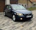 Серый Вольво В50, объемом двигателя 2 л и пробегом 250 тыс. км за 2950 $, фото 1 на Automoto.ua