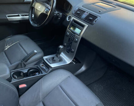 Сірий Вольво V50, об'ємом двигуна 2 л та пробігом 265 тис. км за 4850 $, фото 9 на Automoto.ua