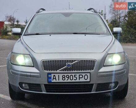 Серый Вольво В50, объемом двигателя 1.6 л и пробегом 290 тыс. км за 5900 $, фото 5 на Automoto.ua