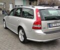Серый Вольво В50, объемом двигателя 2.4 л и пробегом 296 тыс. км за 7000 $, фото 9 на Automoto.ua