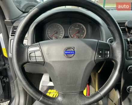 Сірий Вольво V50, об'ємом двигуна 1.56 л та пробігом 271 тис. км за 6500 $, фото 13 на Automoto.ua