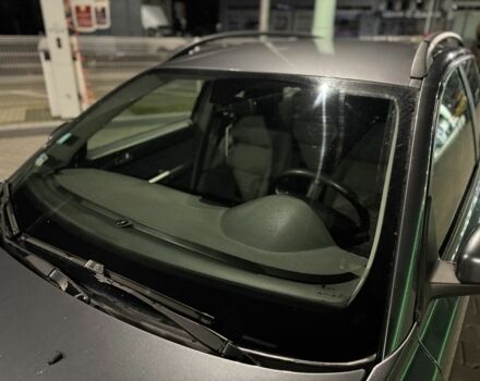 Сірий Вольво V50, об'ємом двигуна 2 л та пробігом 300 тис. км за 2750 $, фото 11 на Automoto.ua