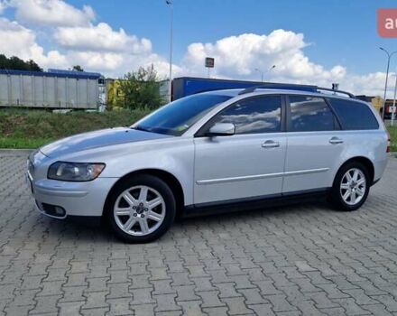 Сірий Вольво V50, об'ємом двигуна 2.44 л та пробігом 317 тис. км за 6600 $, фото 7 на Automoto.ua