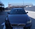 Серый Вольво В50, объемом двигателя 2 л и пробегом 300 тыс. км за 4500 $, фото 1 на Automoto.ua