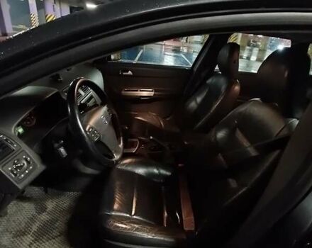 Серый Вольво В50, объемом двигателя 2 л и пробегом 305 тыс. км за 5400 $, фото 7 на Automoto.ua